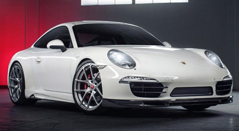2012-Vorsteiner-Porsche-911-V-GT-in-the-garage A