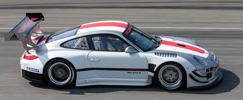 2013-Porsche-911-GT3-R-keep-going B