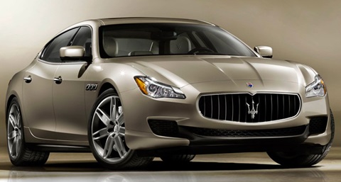 2013-Maserati-Quattroporte-posed A