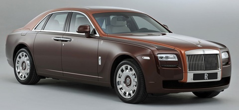 Rolls-Royce-One-Thousand-and-One-Nights-Ghost-Collection-from-the-right-side A
